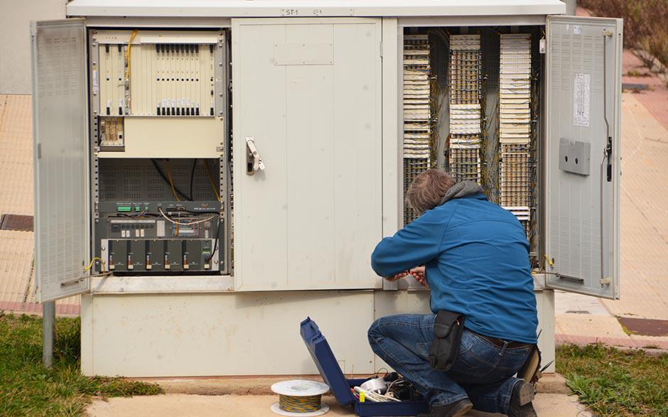 je recherche un électricien Meudon